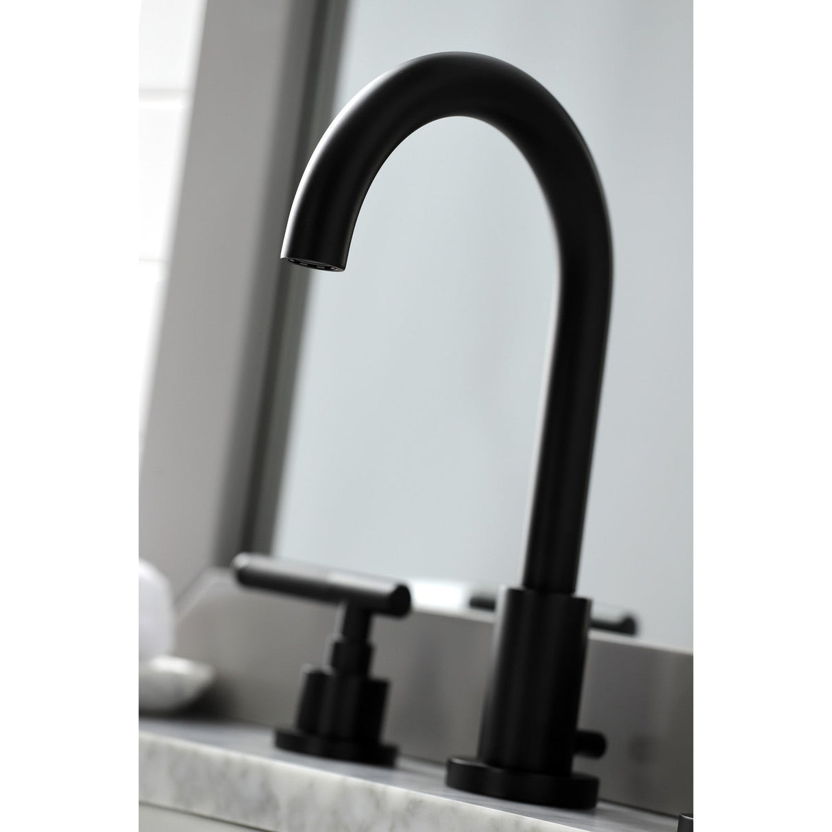 Kaiser FSC8920CKL Two-Handle 3-Hole Deck Mount Widespread Bathroom Faucet with Pop-Up Drain, Matte Black