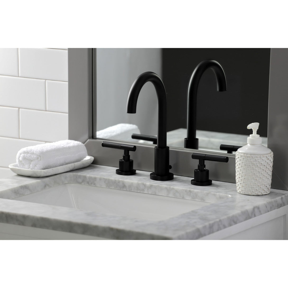 Kaiser FSC8920CKL Two-Handle 3-Hole Deck Mount Widespread Bathroom Faucet with Pop-Up Drain, Matte Black