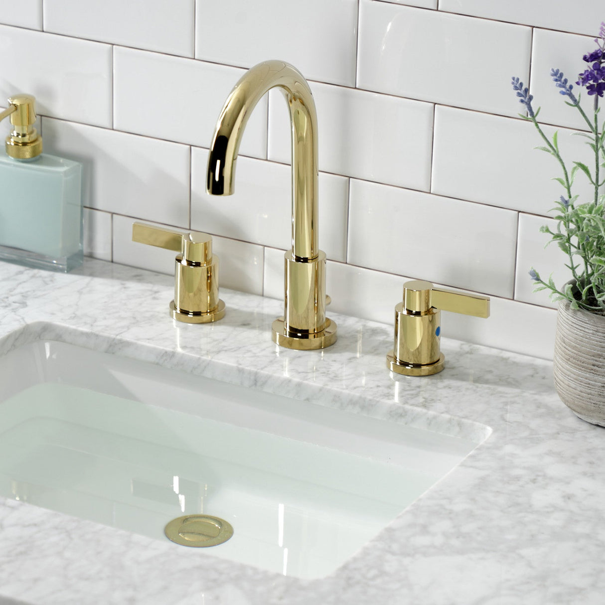 NuvoFusion FSC8922NDL Two-Handle 3-Hole Deck Mount Widespread Bathroom Faucet with Pop-Up Drain, Polished Brass