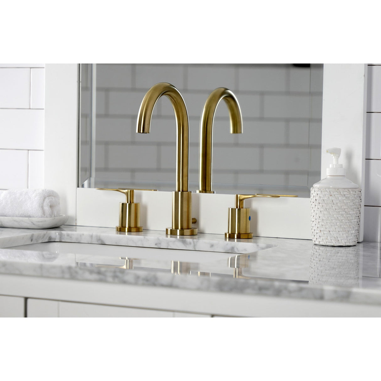 Serena FSC8923SVL Two-Handle 3-Hole Deck Mount Widespread Bathroom Faucet with Pop-Up Drain, Brushed Brass