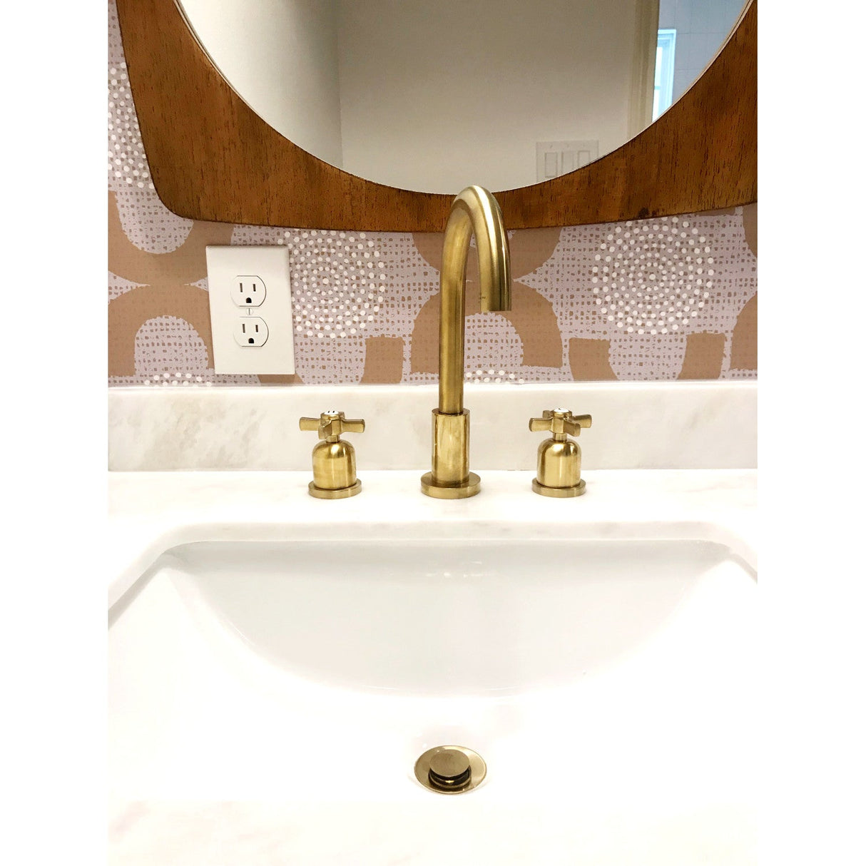 Millennium FSC8923ZX Two-Handle 3-Hole Deck Mount Widespread Bathroom Faucet with Pop-Up Drain, Brushed Brass