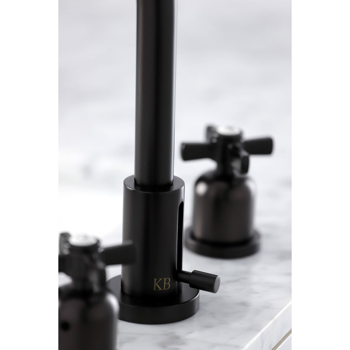 Millennium FSC8925ZX Two-Handle 3-Hole Deck Mount Widespread Bathroom Faucet with Pop-Up Drain, Oil Rubbed Bronze