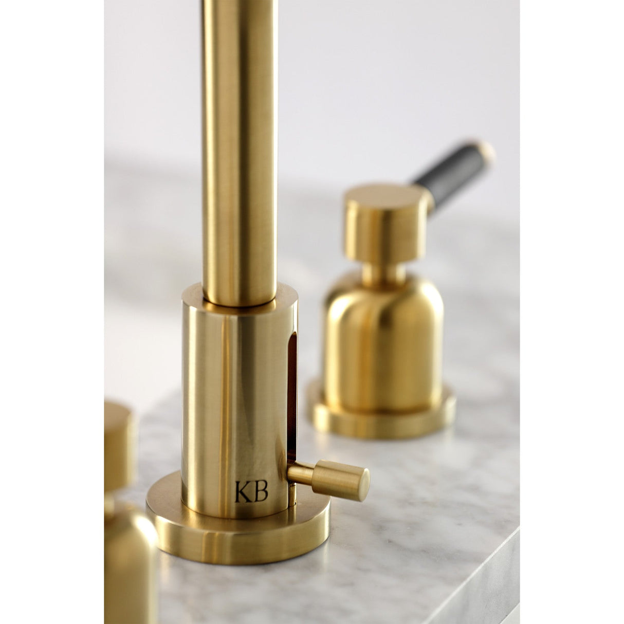 Kaiser FSC8933DKL Two-Handle 3-Hole Deck Mount Widespread Bathroom Faucet with Pop-Up Drain, Brushed Brass