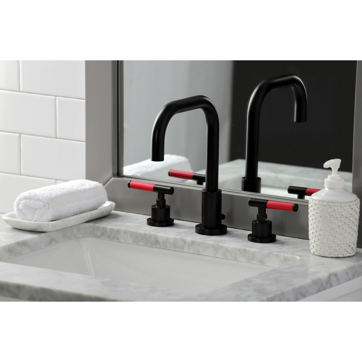 Kaiser FSC8935CKL Two-Handle 3-Hole Deck Mount Widespread Bathroom Faucet with Pop-Up Drain, Oil Rubbed Bronze