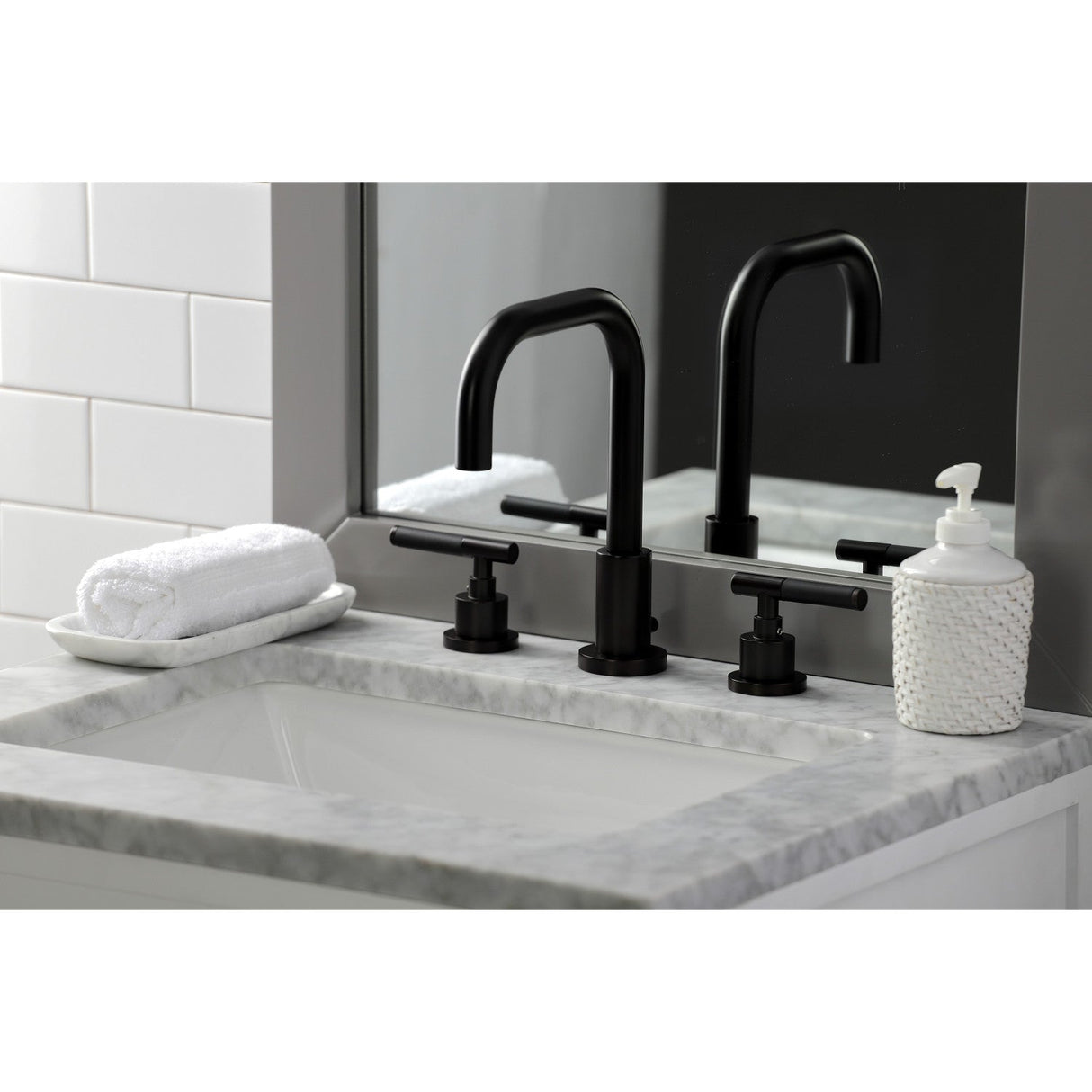 Kaiser FSC8935CKL Two-Handle 3-Hole Deck Mount Widespread Bathroom Faucet with Pop-Up Drain, Oil Rubbed Bronze