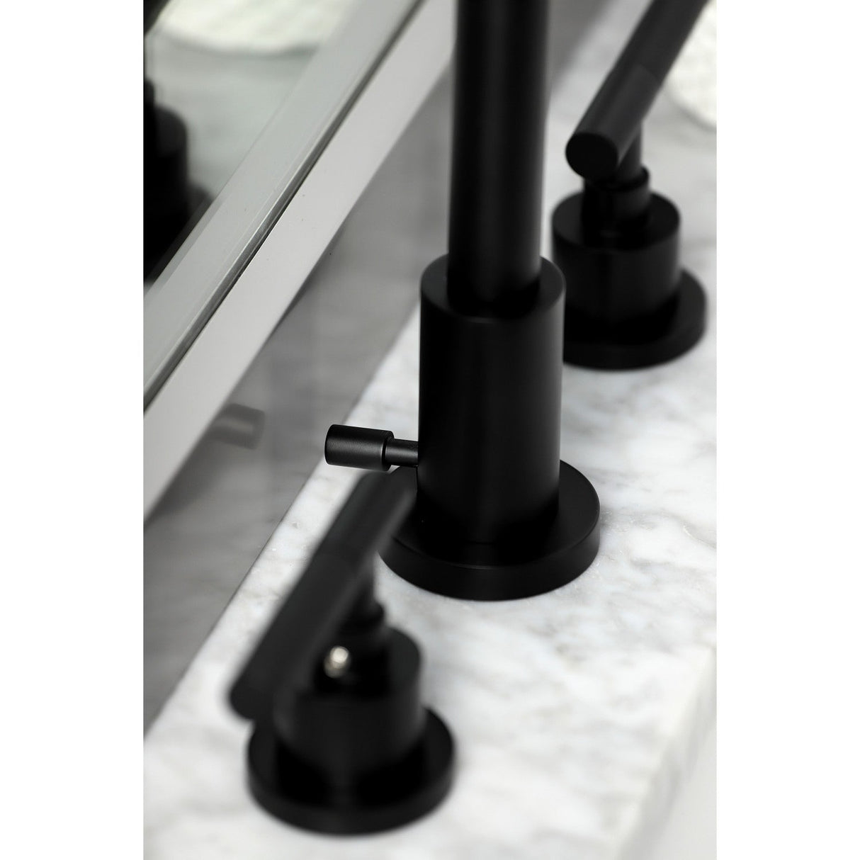 Kaiser FSC8950CKL Two-Handle 3-Hole Deck Mount Widespread Bathroom Faucet with Pop-Up Drain, Matte Black