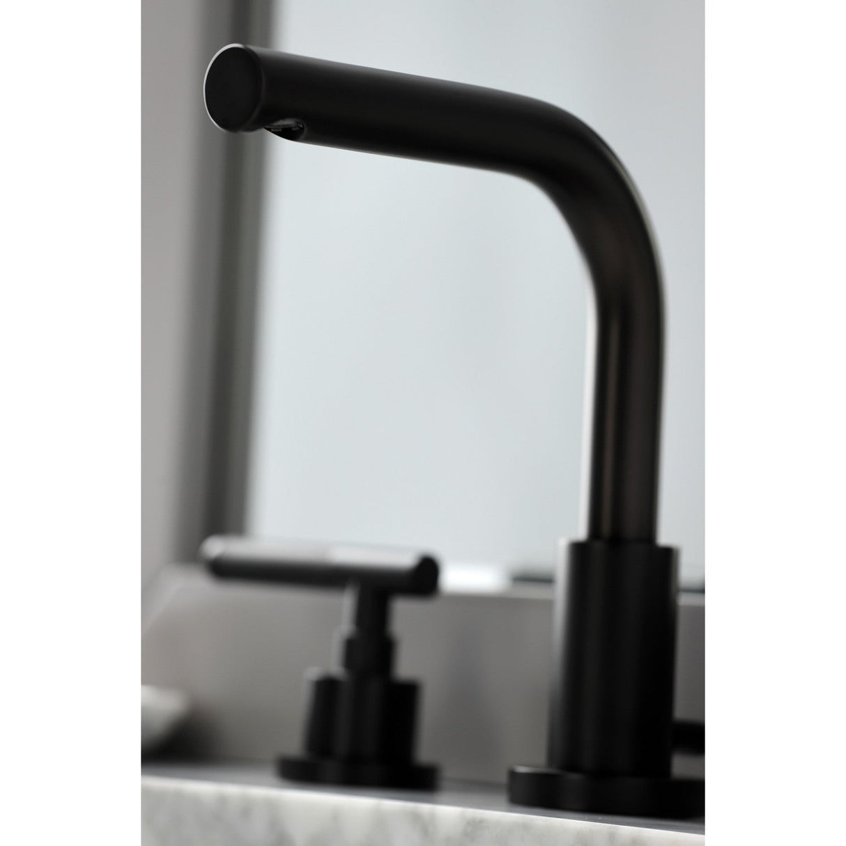 Kaiser FSC8950CKL Two-Handle 3-Hole Deck Mount Widespread Bathroom Faucet with Pop-Up Drain, Matte Black