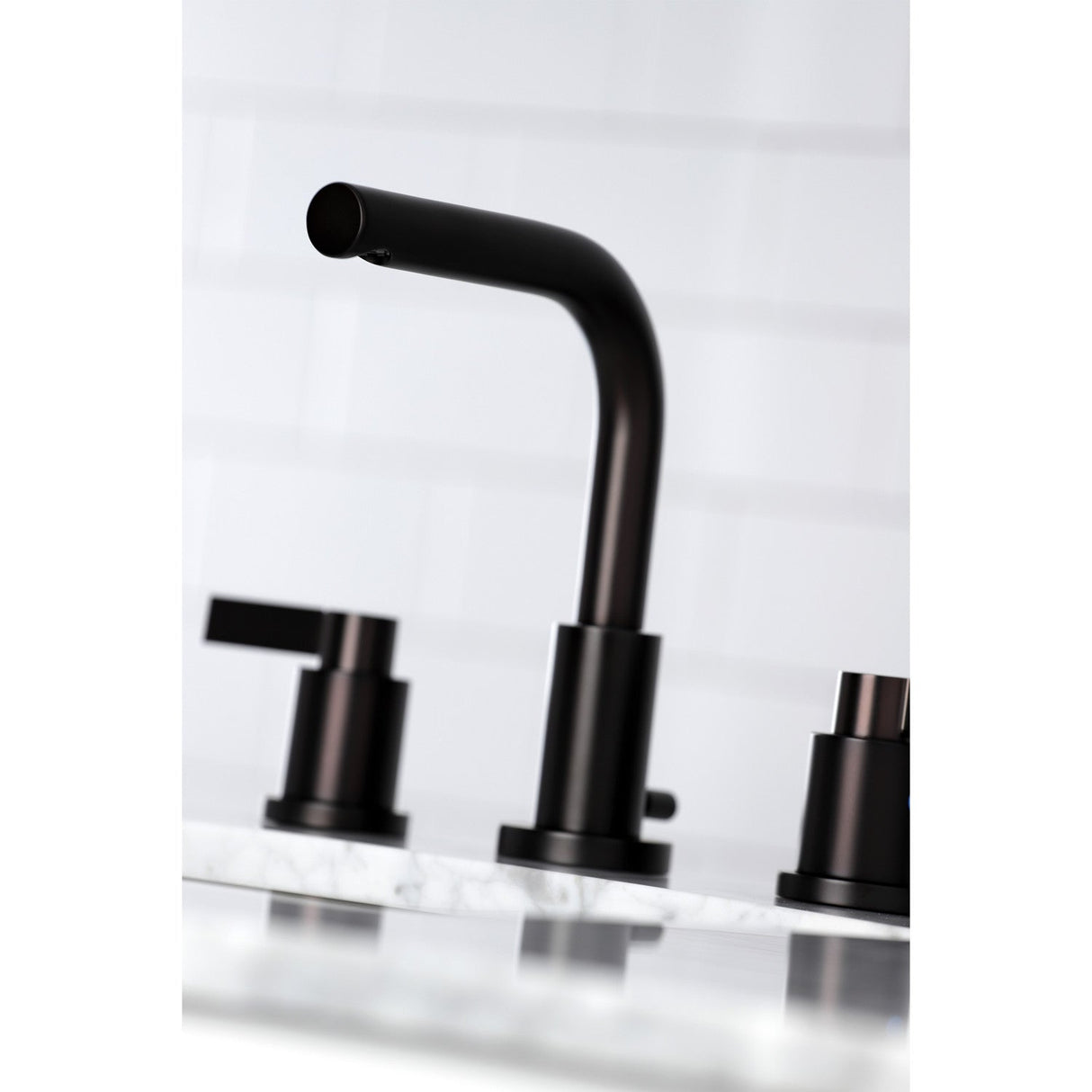 NuvoFusion FSC8955NDL Two-Handle 3-Hole Deck Mount Widespread Bathroom Faucet with Pop-Up Drain, Oil Rubbed Bronze