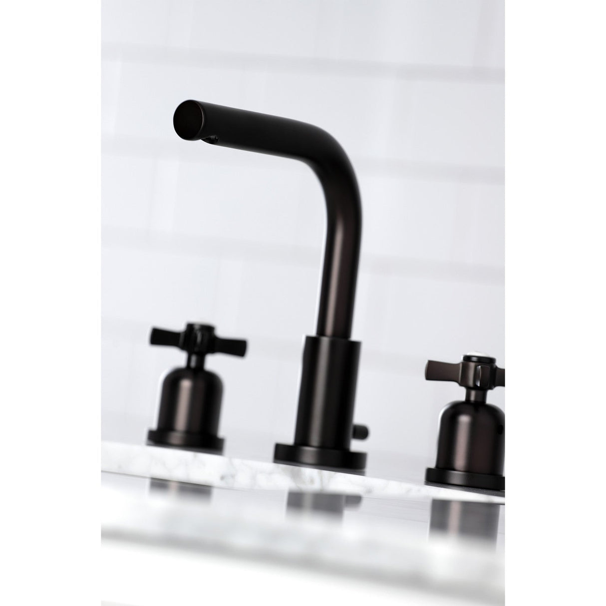 Millennium FSC8955ZX Two-Handle 3-Hole Deck Mount Widespread Bathroom Faucet with Pop-Up Drain, Oil Rubbed Bronze