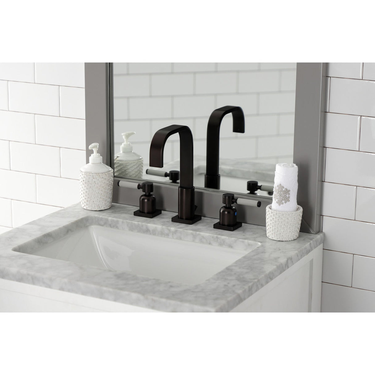 Kaiser FSC8965DKL Two-Handle 3-Hole Deck Mount Widespread Bathroom Faucet with Pop-Up Drain, Oil Rubbed Bronze