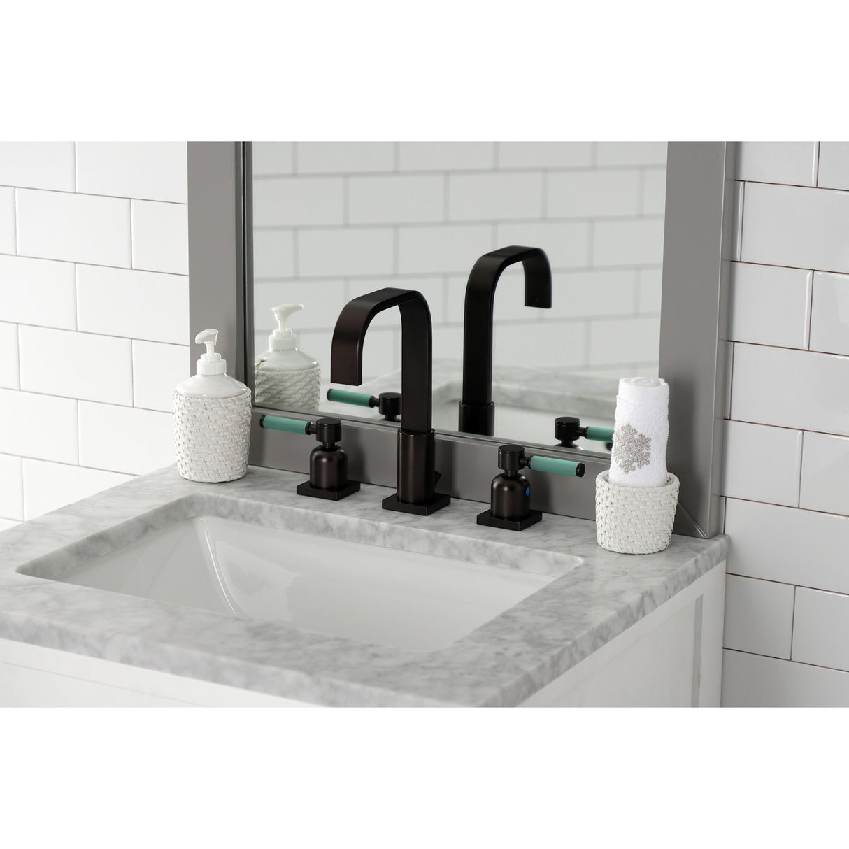 Kaiser FSC8965DKL Two-Handle 3-Hole Deck Mount Widespread Bathroom Faucet with Pop-Up Drain, Oil Rubbed Bronze