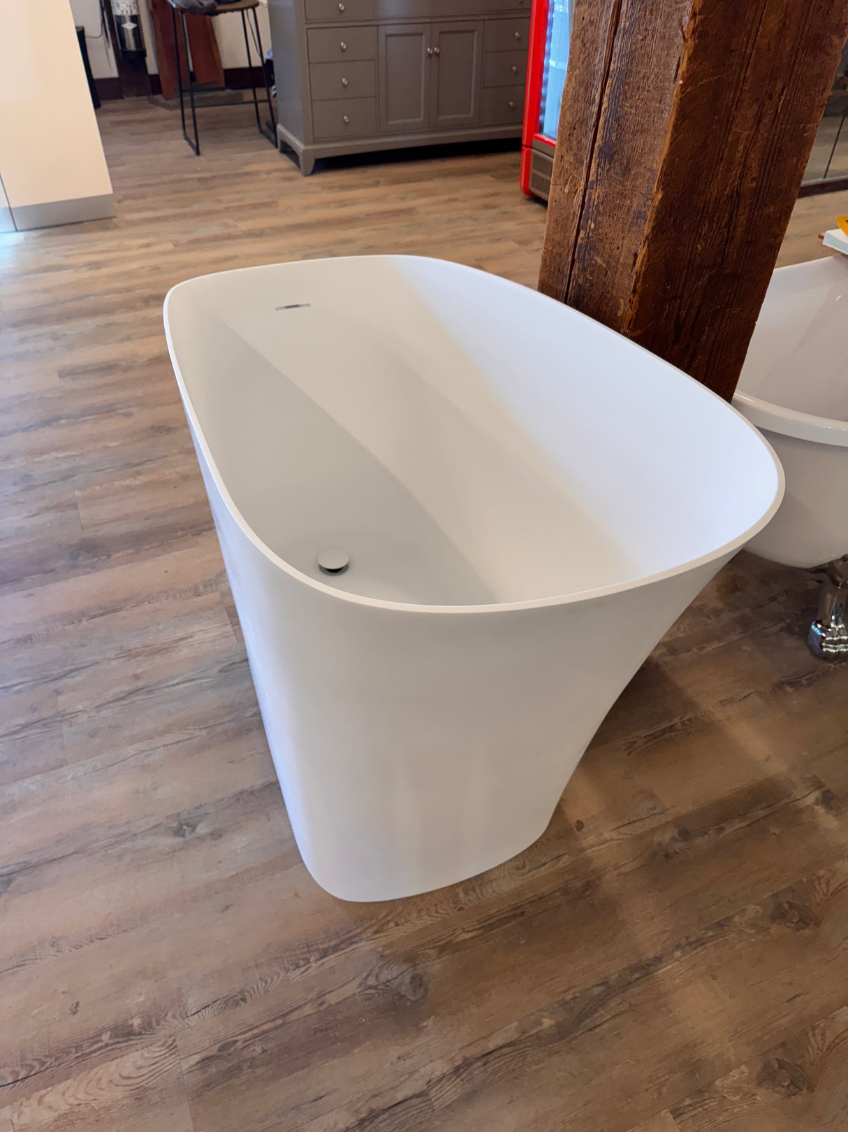 Poshhaus 48" Japanese Soaker Freestanding Bathtub Solid Surface with Stool - Floor Model for Sale