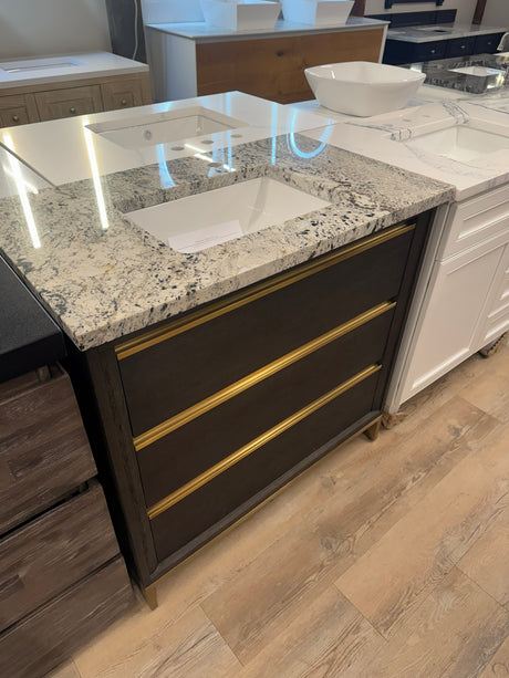 37" Fairmont Designs Ambassador Vanity Set, Quartz Top with Rectangle Undermount Porcelain Sink