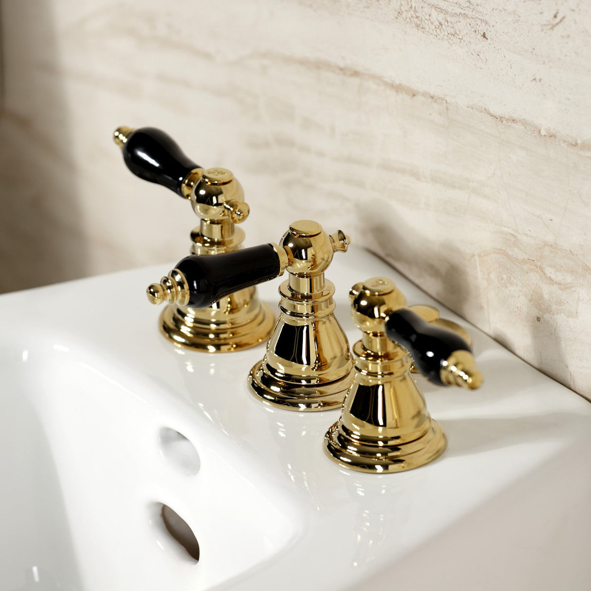 Duchess KB322AKL Three-Handle Vertical Spray Bidet Faucet with Brass Pop-Up, Polished Brass