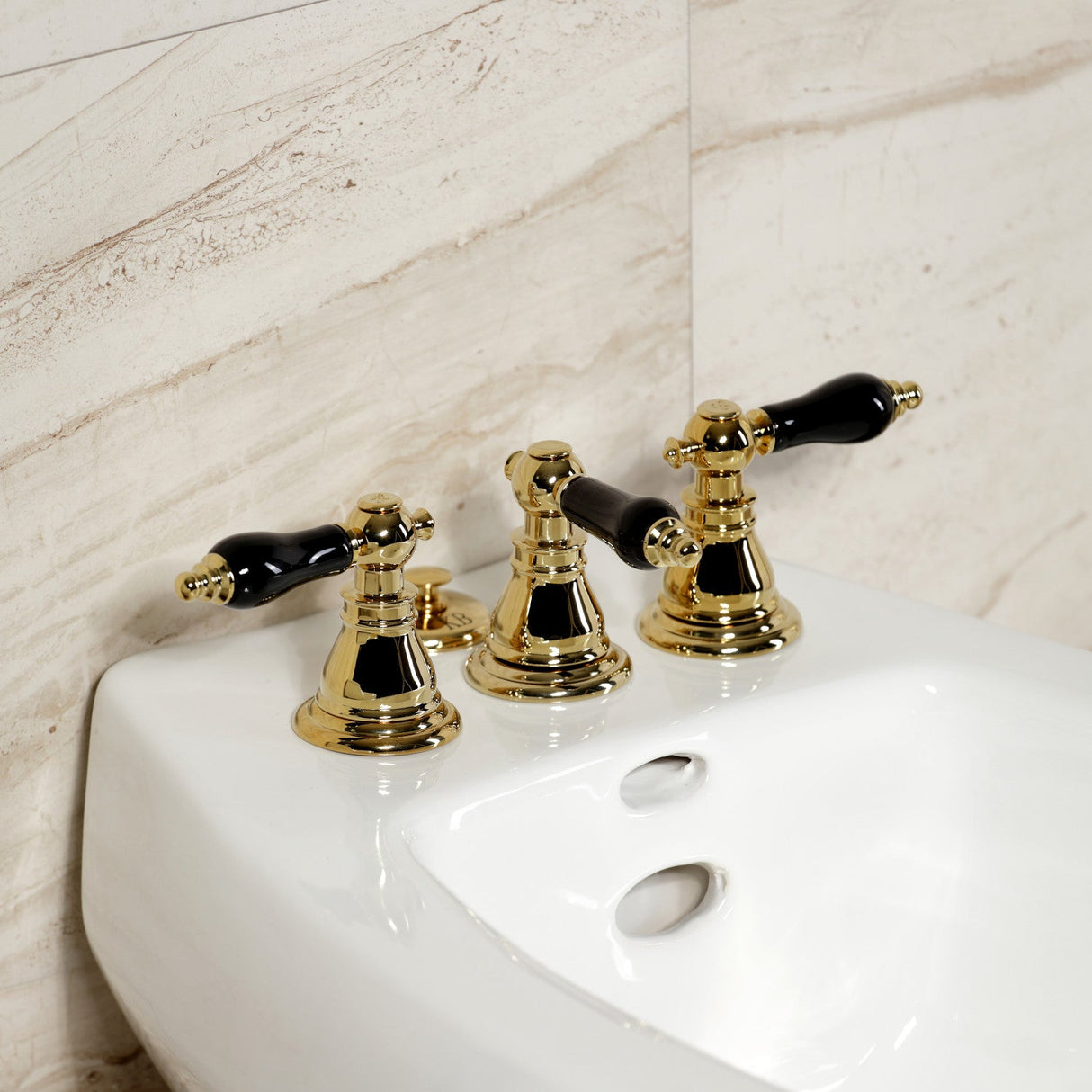 Duchess KB322AKL Three-Handle Vertical Spray Bidet Faucet with Brass Pop-Up, Polished Brass