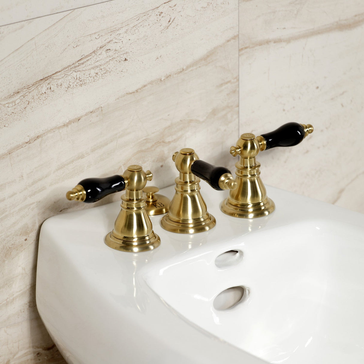 Duchess KB327AKL Three-Handle Vertical Spray Bidet Faucet with Brass Pop-Up, Brushed Brass