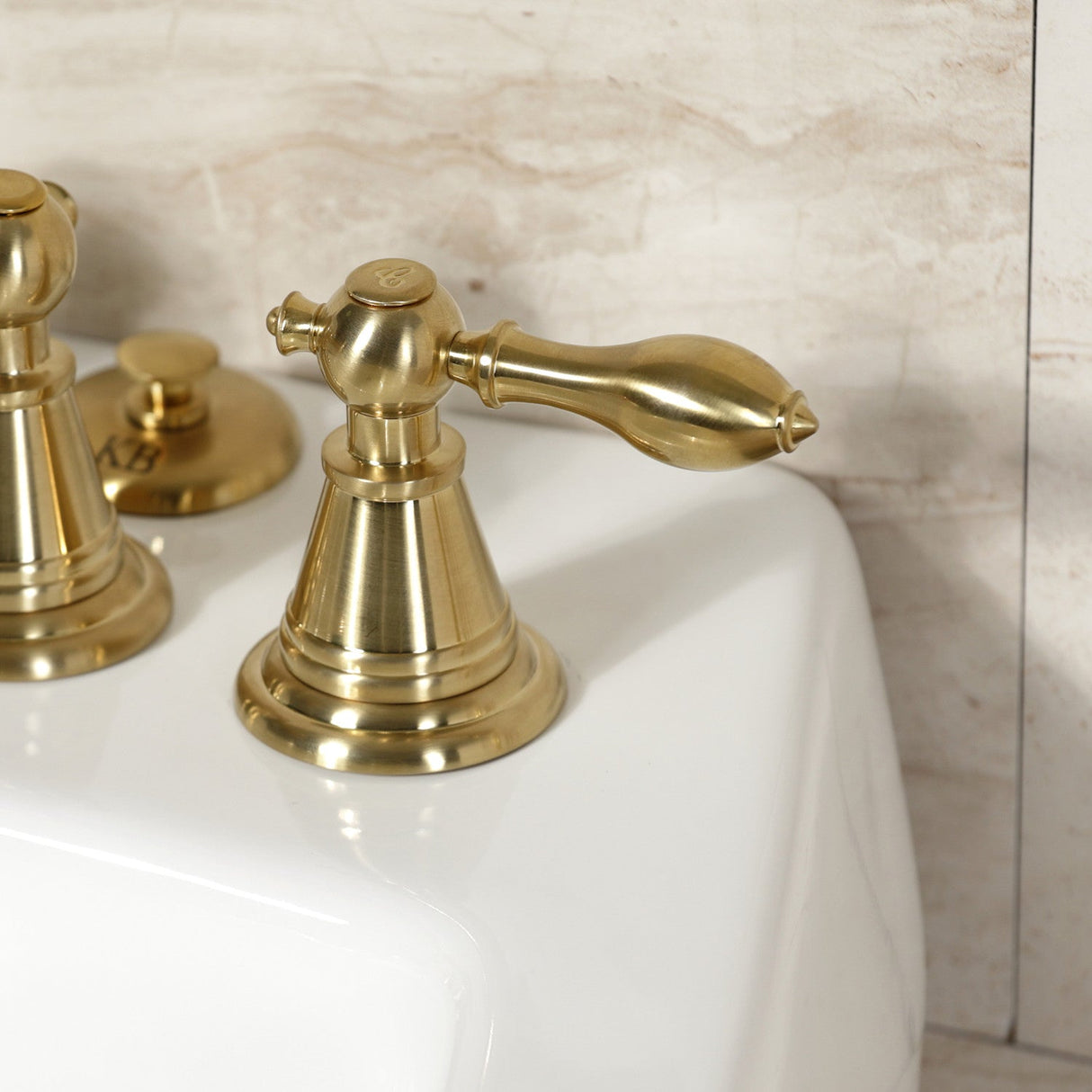 Victorian KB327AL Three-Handle Vertical Spray Bidet Faucet with Brass Pop-Up, Brushed Brass