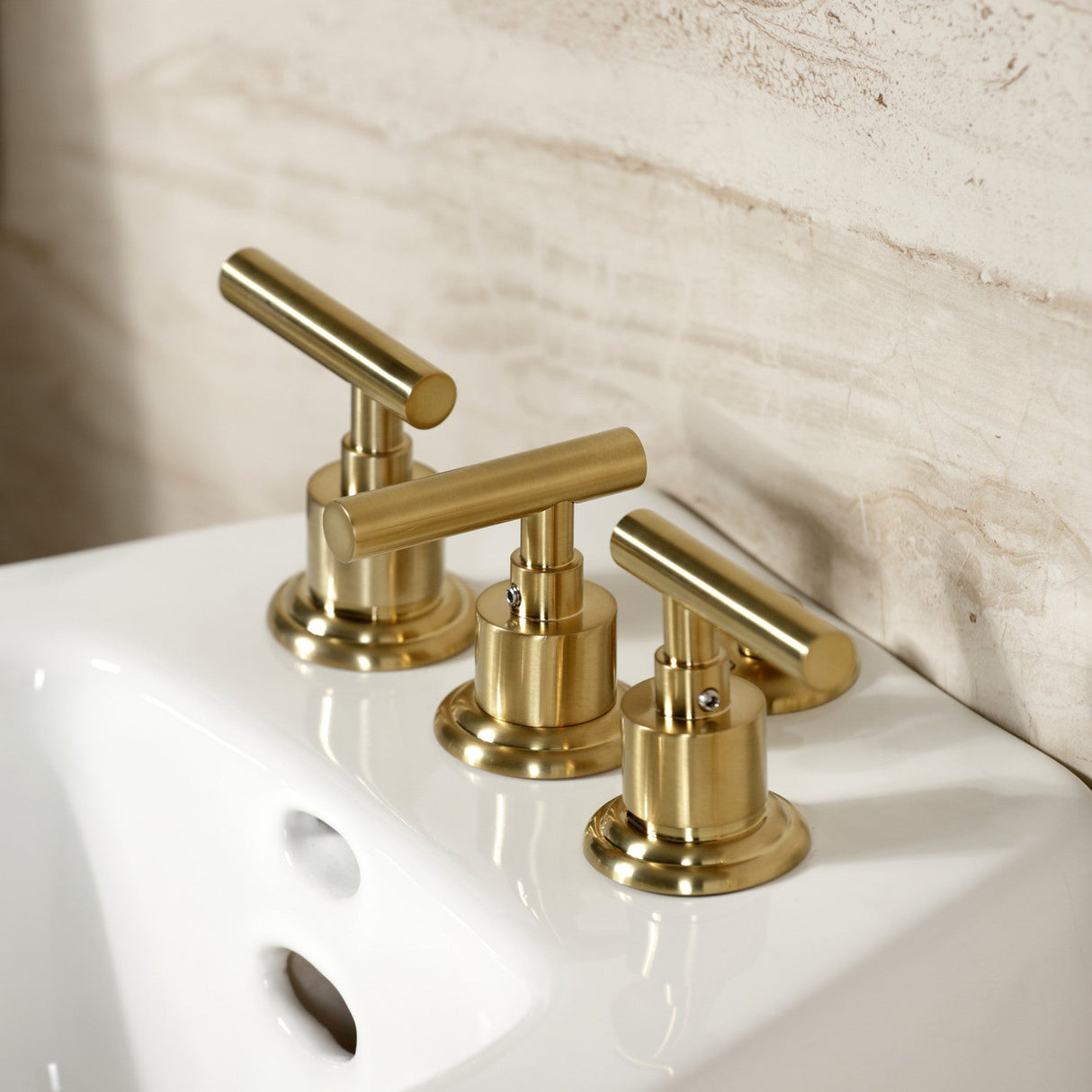 Manhattan KB6327CML Three-Handle Vertical Spray Bidet Faucet with Brass Pop-Up, Brushed Brass