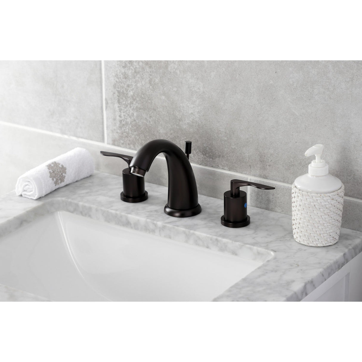 Serena KB8985SVL Two-Handle 3-Hole Deck Mount Widespread Bathroom Faucet with Pop-Up Drain, Oil Rubbed Bronze