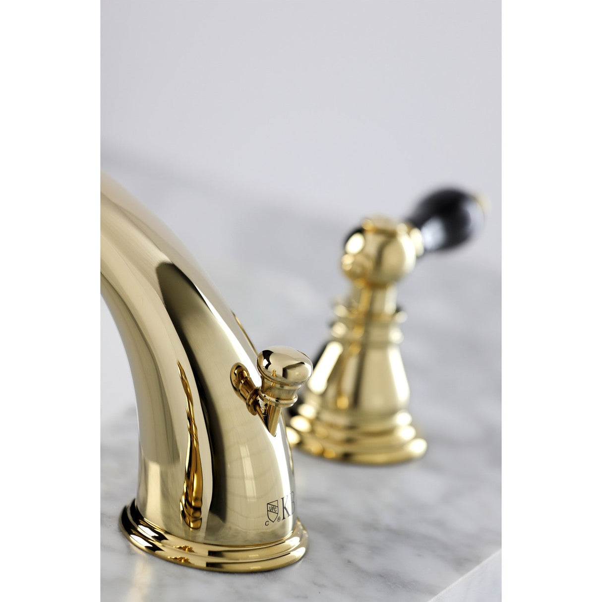 Duchess KB962AKL Two-Handle 3-Hole Deck Mount Widespread Bathroom Faucet with Plastic Pop-Up, Polished Brass