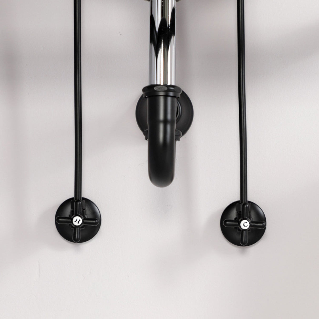 Trimscape KPK100MBP Traditional Plumbing Supply Kit Combo with P-Trap, Matte Black