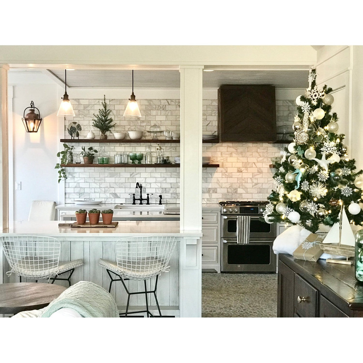 Heritage KS1275PLBS Two-Handle 4-Hole Deck Mount Bridge Kitchen Faucet with Brass Sprayer, Oil Rubbed Bronze