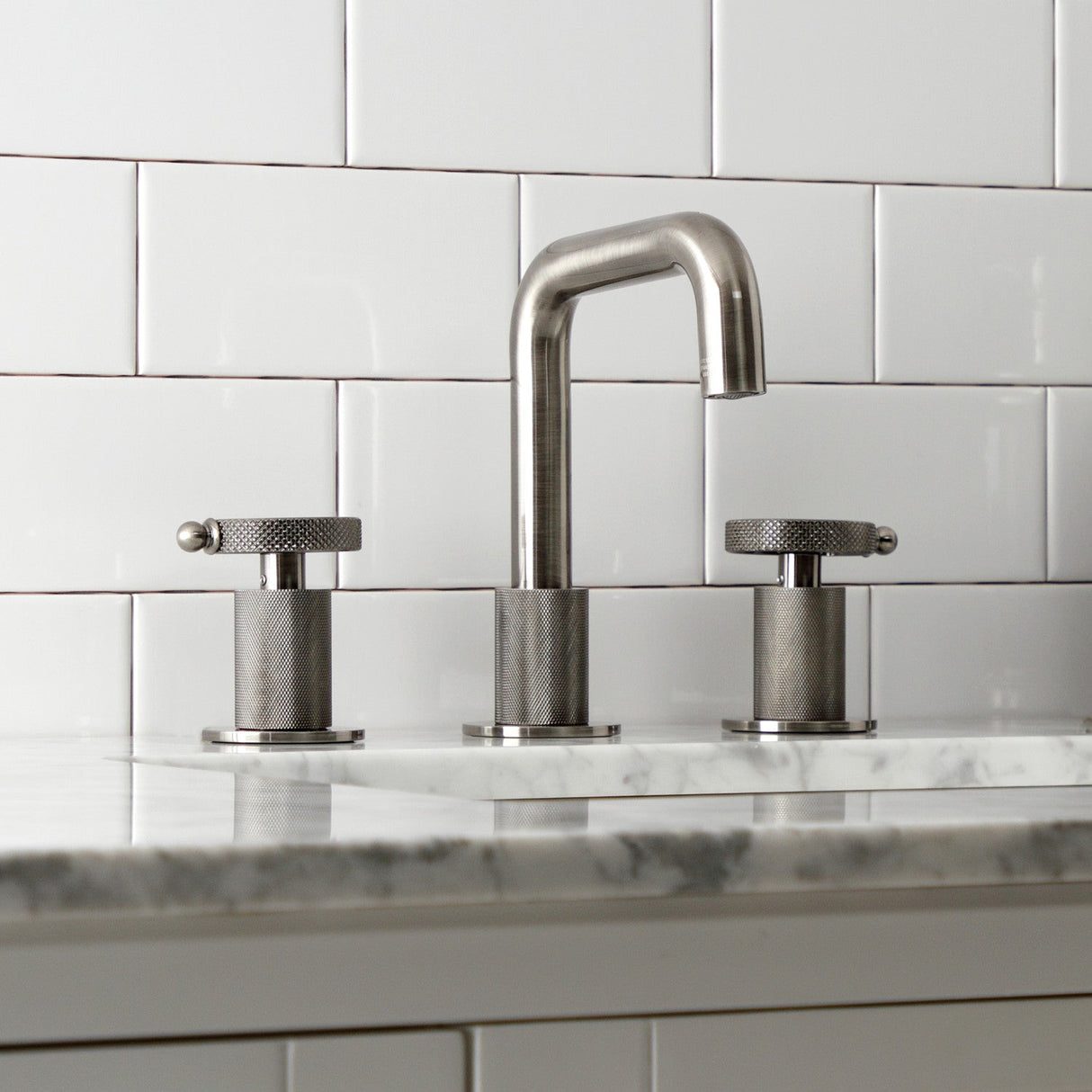 Webb KS141BSSRKX Two-Handle 3-Hole Deck Mount Widespread Bathroom Faucet with Knurled Handle and Push Pop-Up Drain, Black Stainless