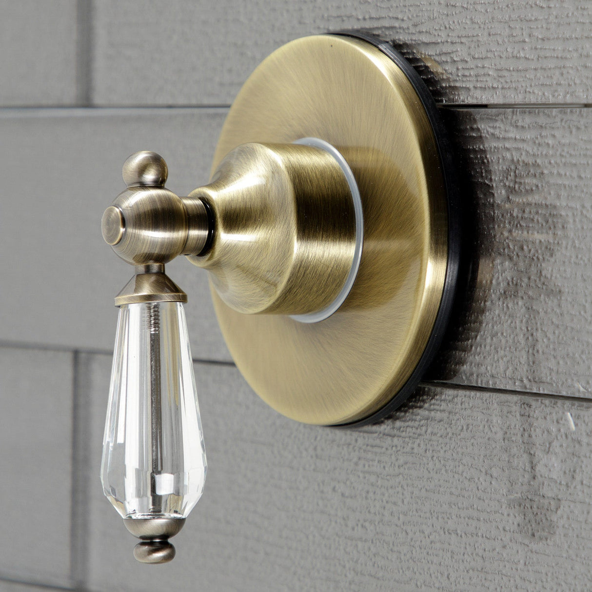 Wilshire KS3033WLL Single-Handle Wall Mount Three-Way Diverter Valve with Trim Kit, Antique Brass