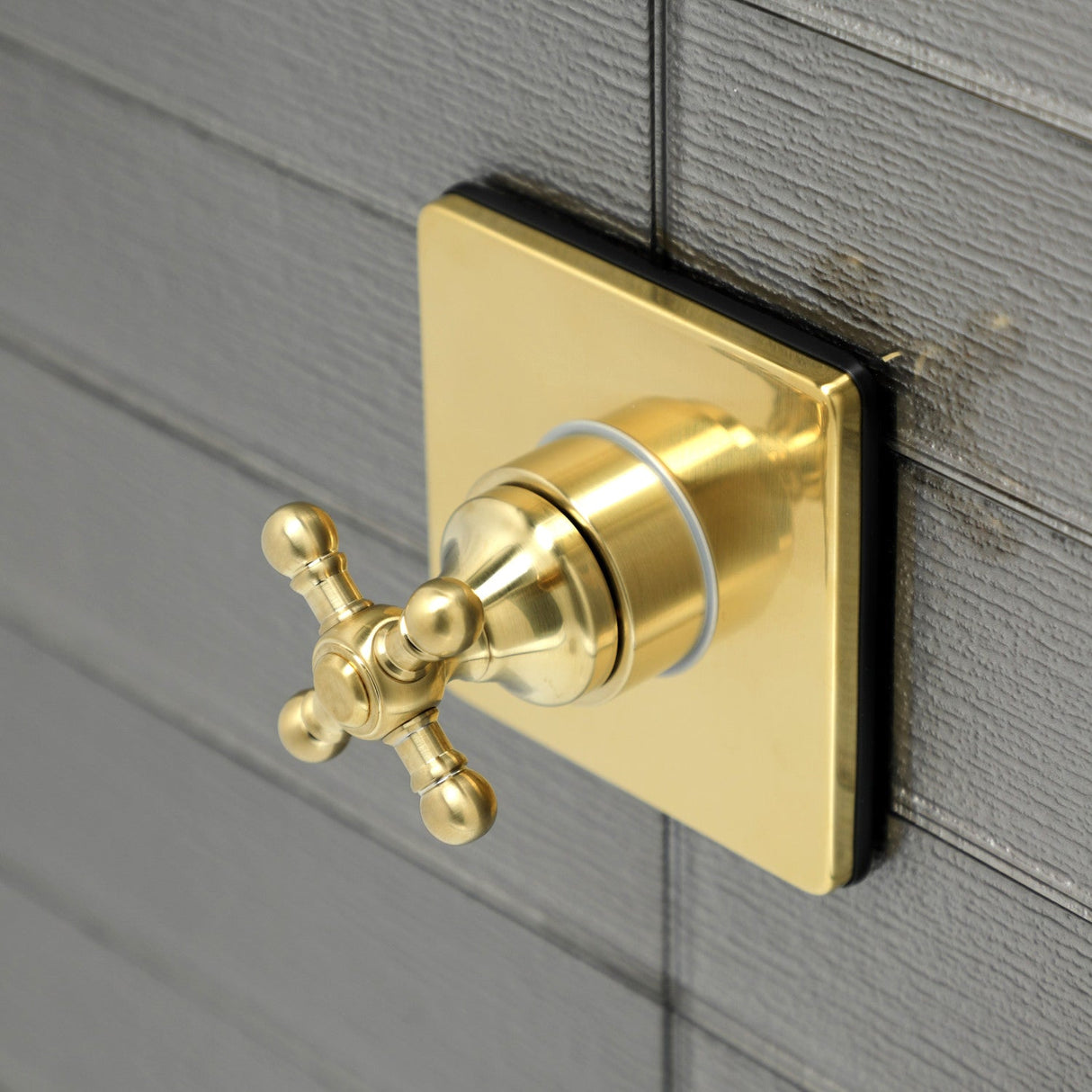 KS3047BX Single-Handle Wall Mount Three-Way Diverter Valve with Trim Kit, Brushed Brass