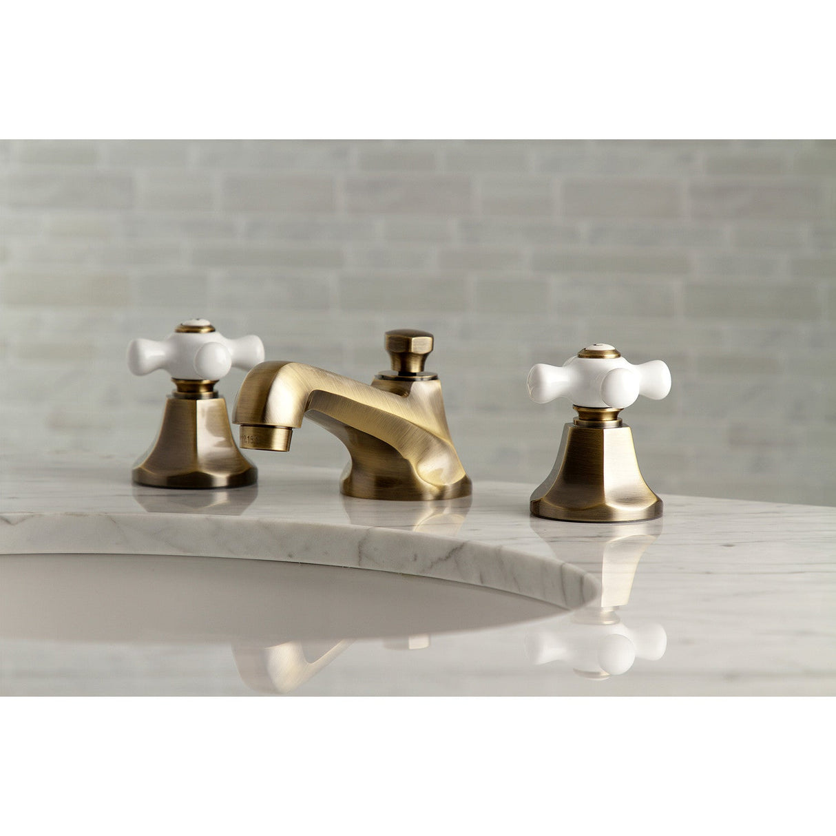 Metropolitan KS4463PX Two-Handle 3-Hole Deck Mount Widespread Bathroom Faucet with Brass Pop-Up, Antique Brass