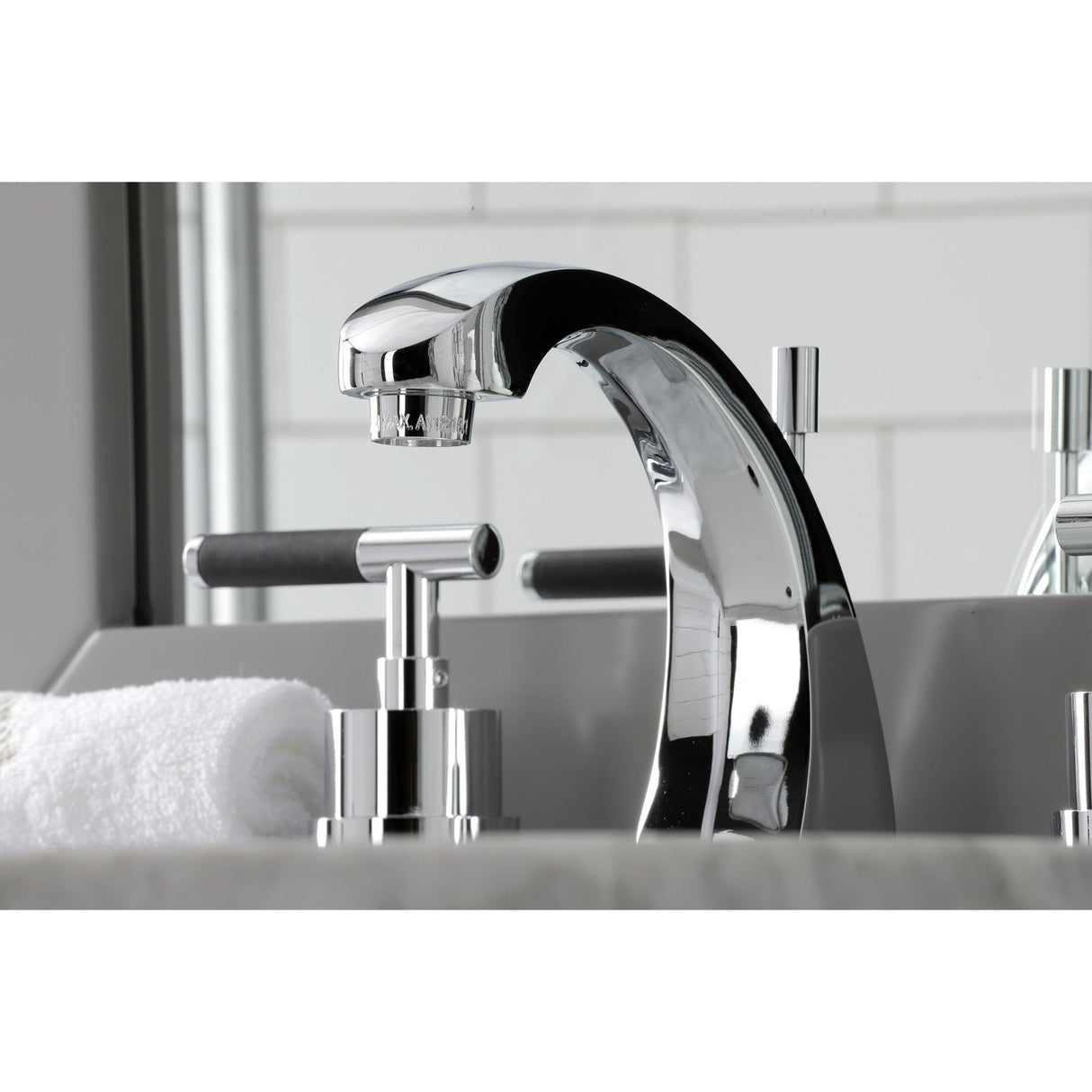 Kaiser KS4981CKL Two-Handle Deck Mount Widespread Bathroom Faucet with Brass Pop-Up, Polished Chrome