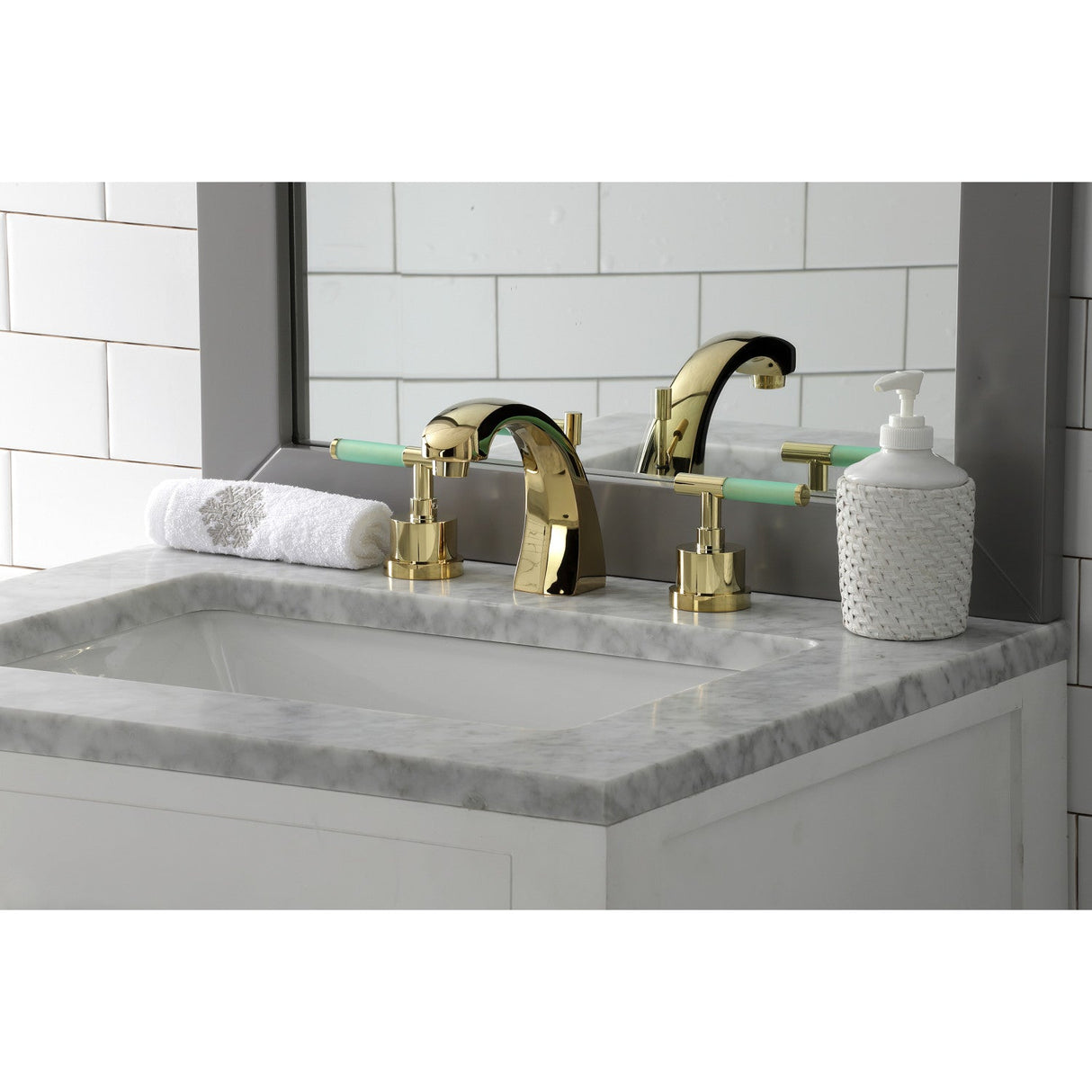 Kaiser KS4982CKL Two-Handle Deck Mount Widespread Bathroom Faucet with Brass Pop-Up, Polished Brass