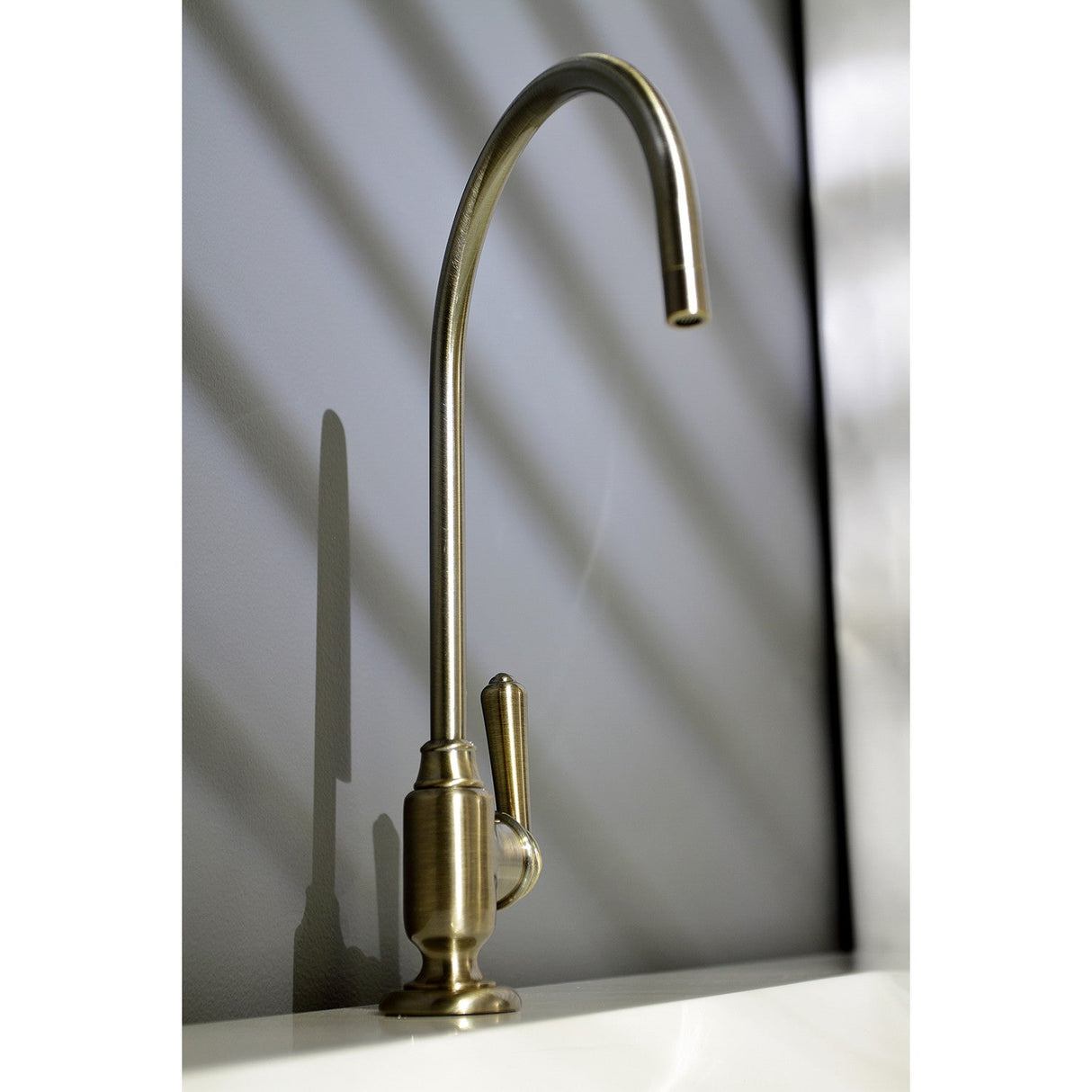 Magellan KS5193NML Single-Handle 1-Hole Deck Mount Water Filtration Faucet, Antique Brass