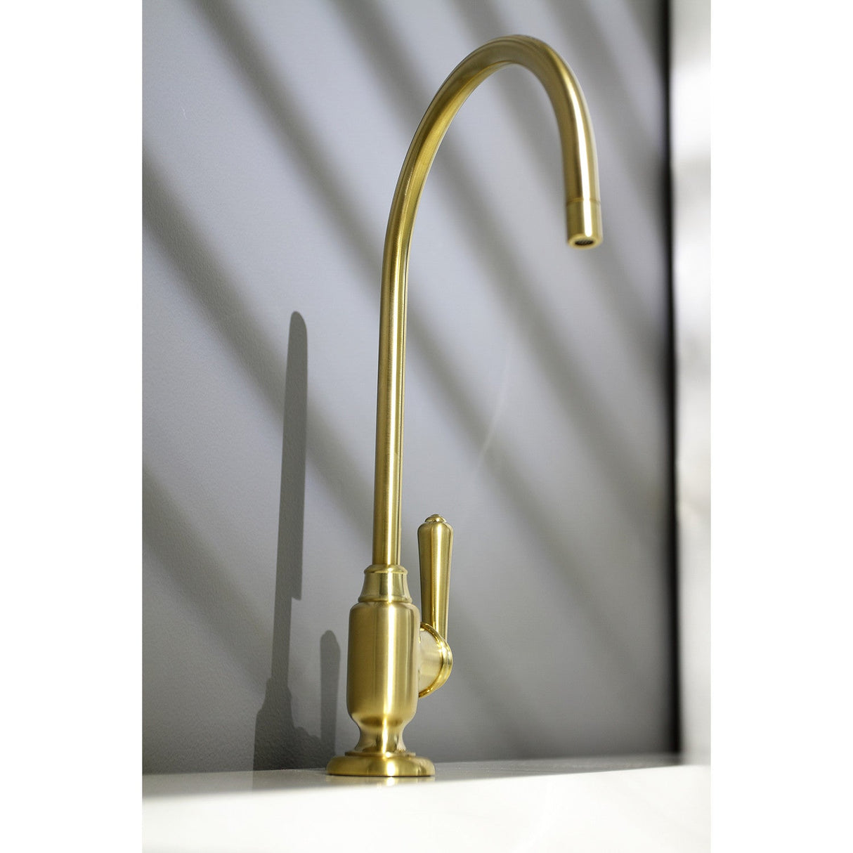 Magellan KS5197NML Single-Handle 1-Hole Deck Mount Water Filtration Faucet, Brushed Brass