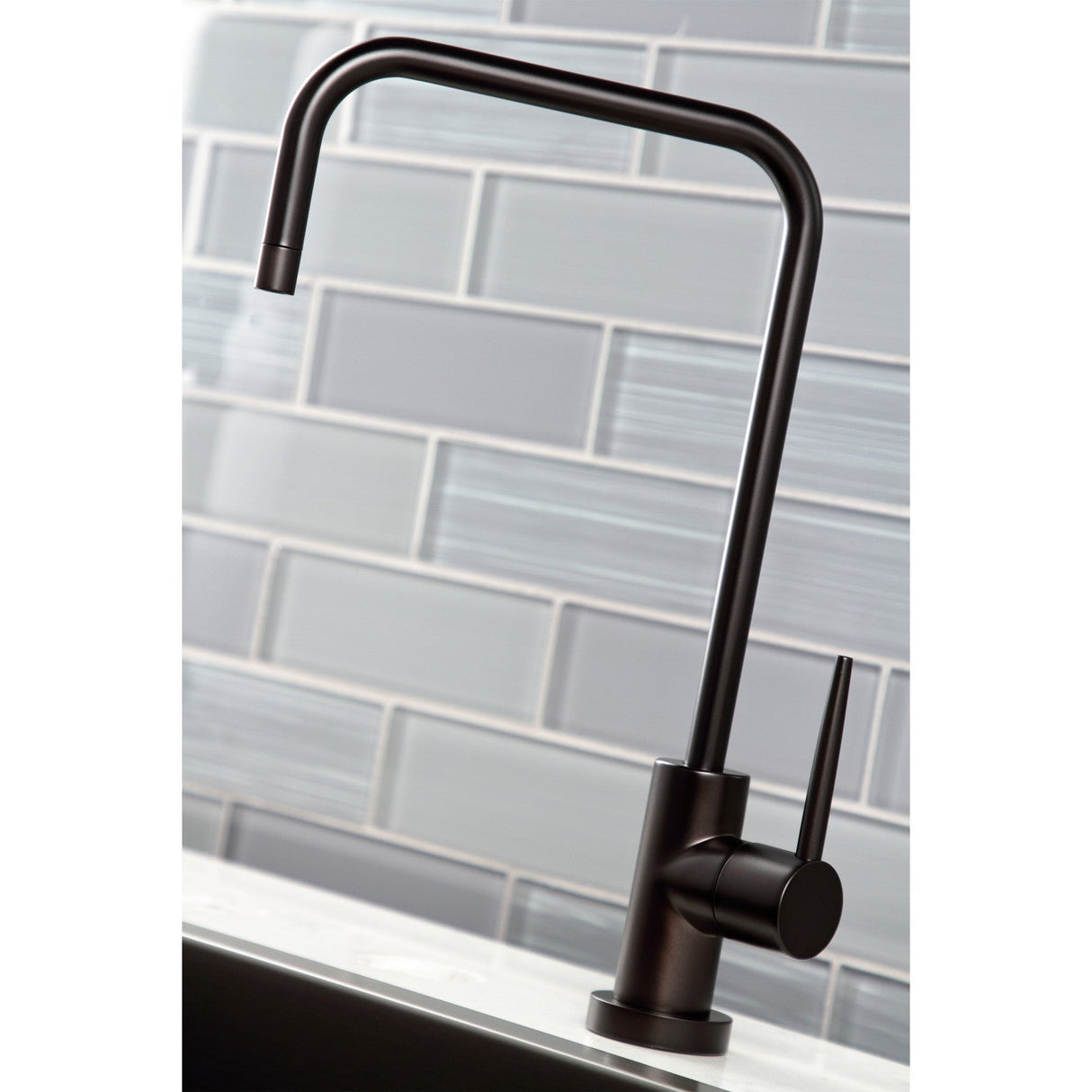 New York KS6195NYL Single-Handle 1-Hole Deck Mount Water Filtration Faucet, Oil Rubbed Bronze