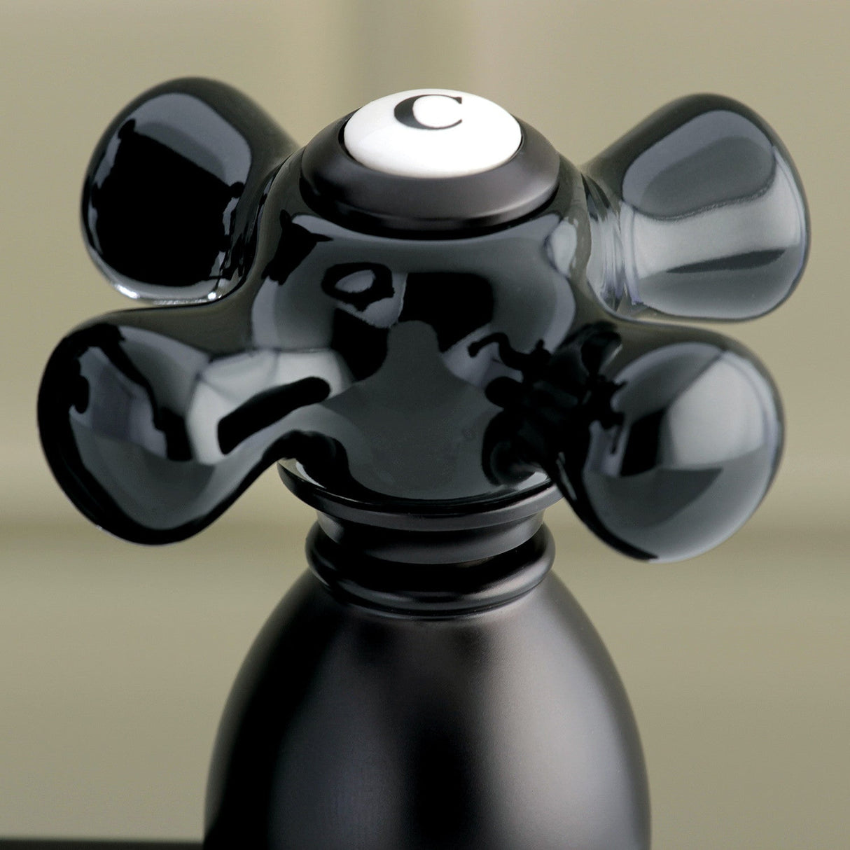 Duchess KS7005PKX Two-Handle 3-Hole Deck Mount 4" Centerset Bathroom Faucet with Brass Pop-Up, Oil Rubbed Bronze