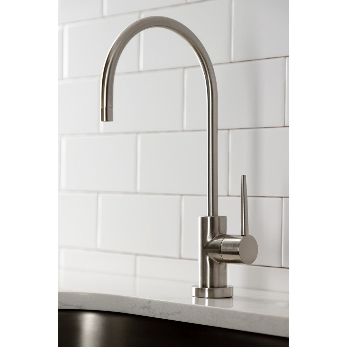 New York KS8198NYL Single-Handle 1-Hole Deck Mount Water Filtration Faucet, Brushed Nickel