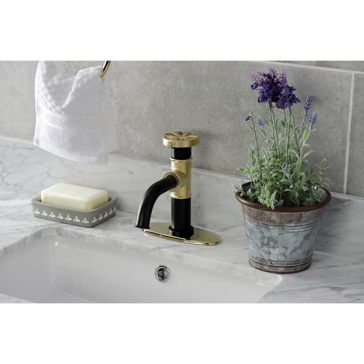 Belknap KSD2822RX Single-Handle 1-Hole Deck Mount Bathroom Faucet with Push Pop-Up and Deck Plate, Matte Black/Polished Brass
