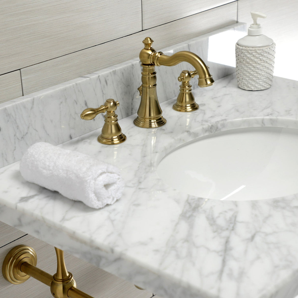 Edwardian KVPB3022M87 Console Sink, Marble White/Brushed Brass