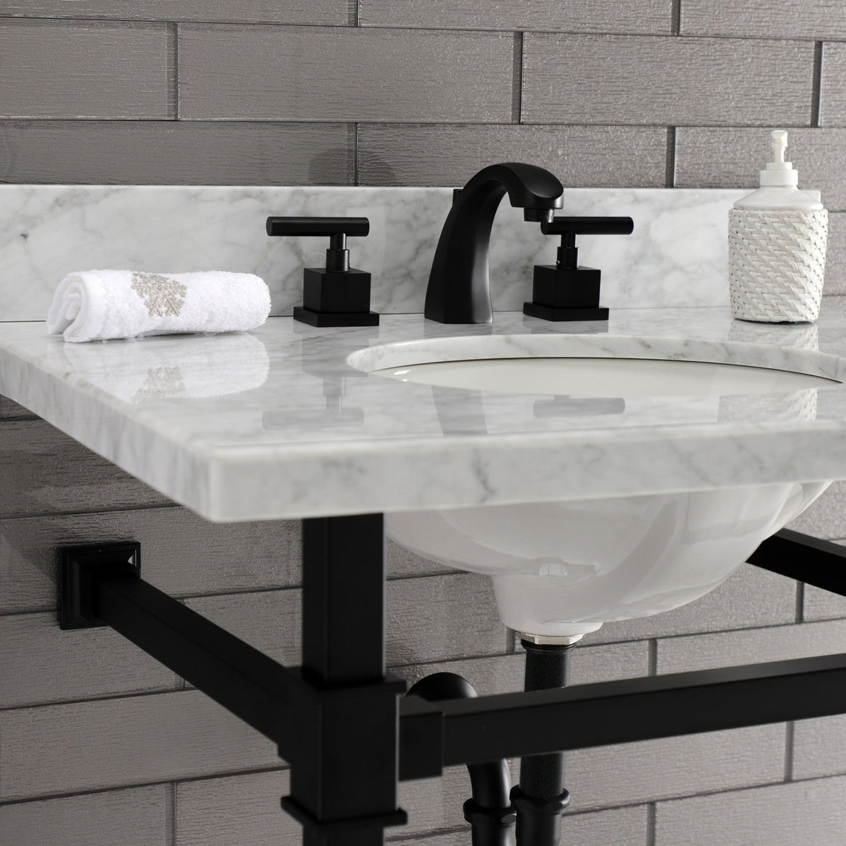 Fauceture KVPB30MOQ0 30-Inch Carrara Marble Console Sink, Marble White/Matte Black