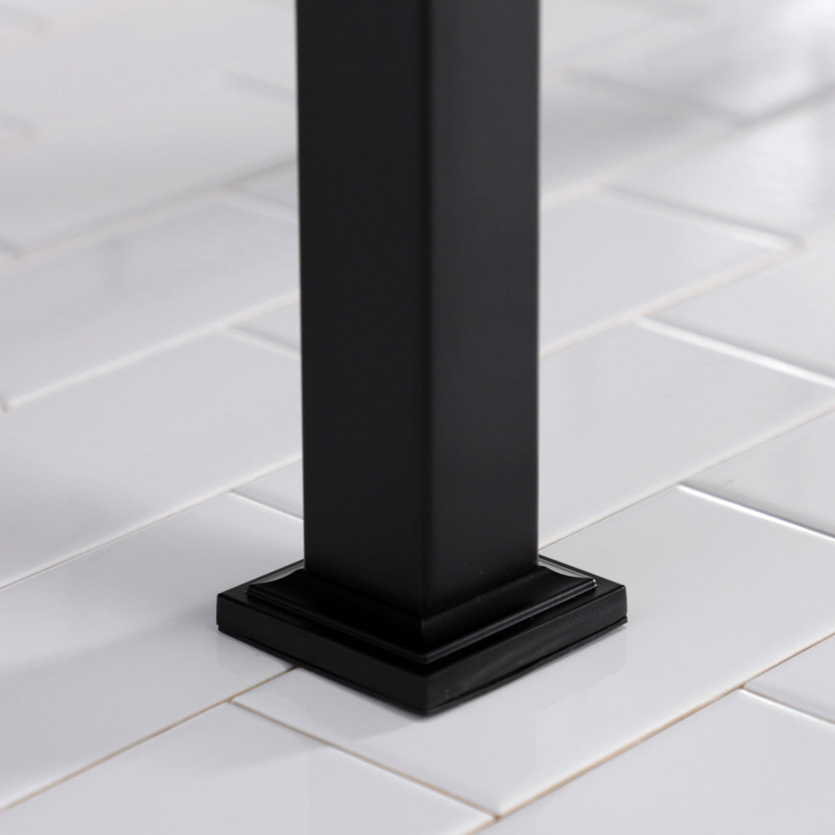 Fauceture KVPB37224Q0 37-Inch Ceramic Console Sink Set, White/Matte Black