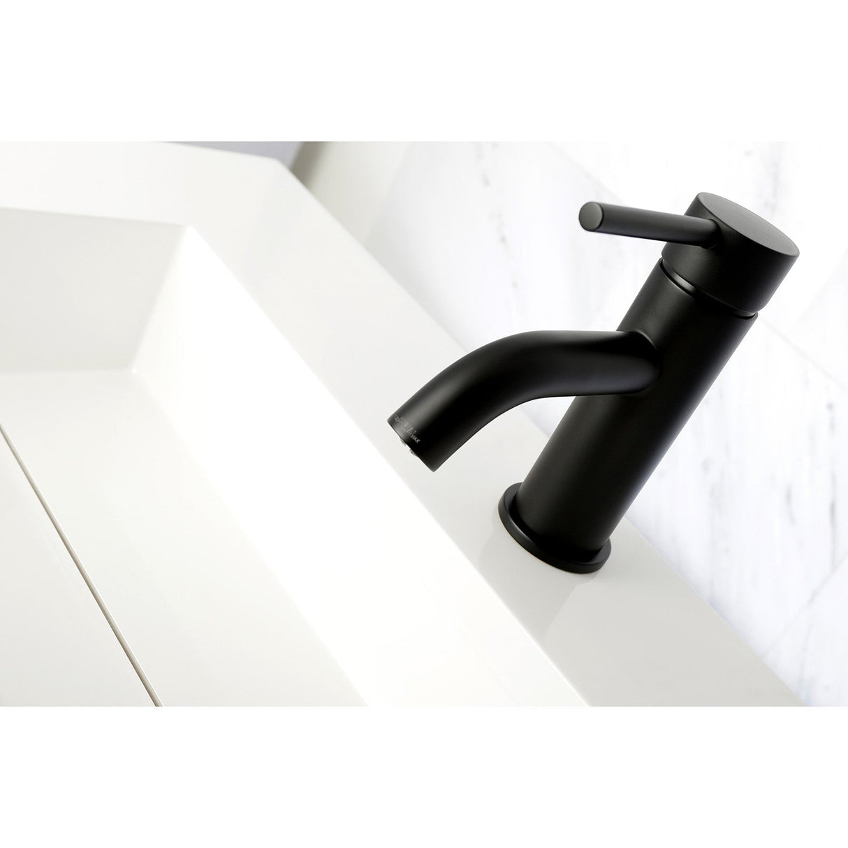 Concord LS8220DL Single-Handle 1-Hole Deck Mount Bathroom Faucet with Push Pop-Up, Matte Black