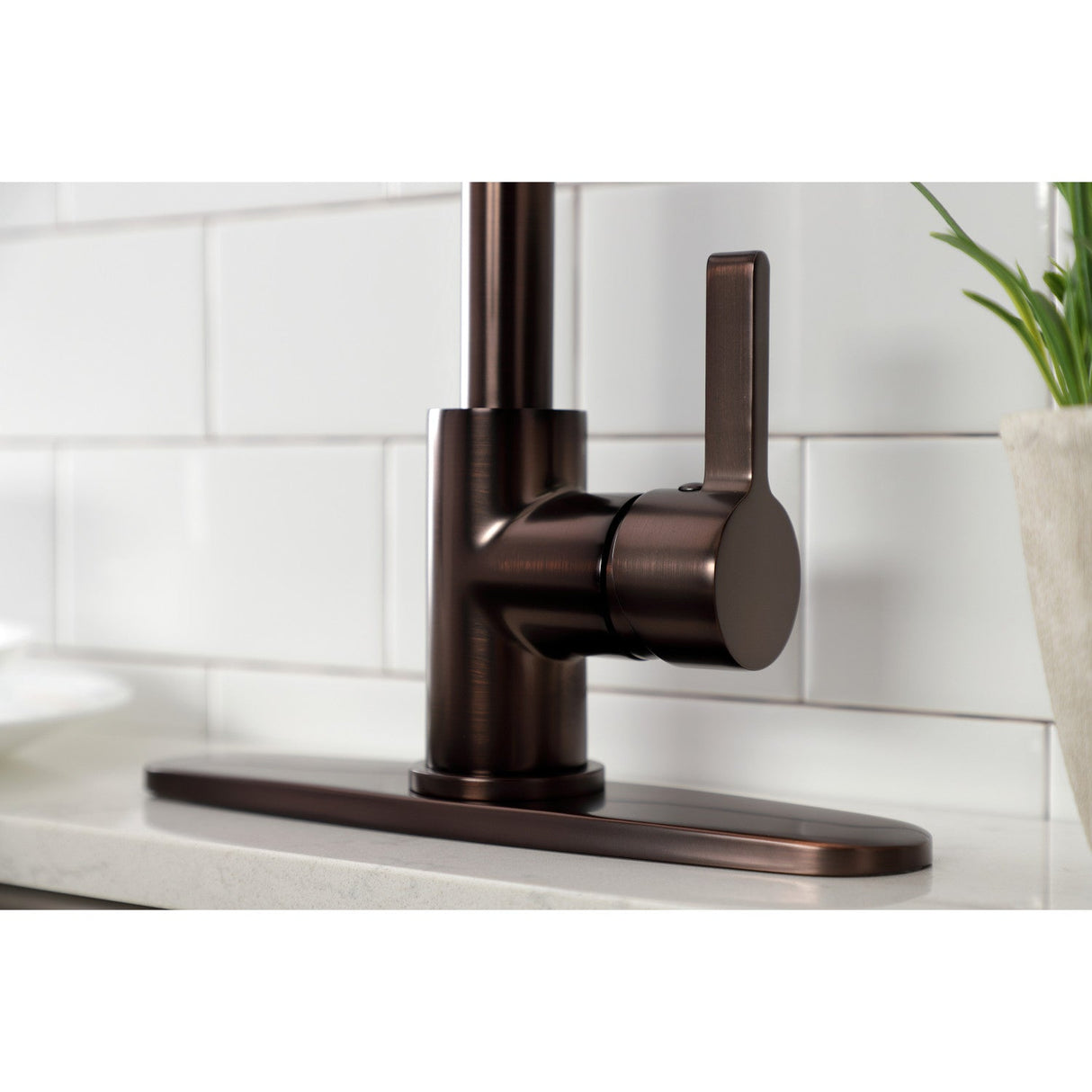 Continental LS8675CTL Single-Handle 1-Hole Deck Mount Pre-Rinse Kitchen Faucet, Oil Rubbed Bronze