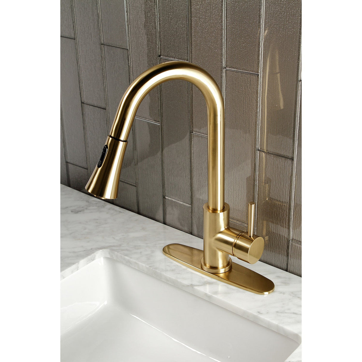 Concord LS8723DL Single-Handle 1-Hole Deck Mount Pull-Down Sprayer Kitchen Faucet, Brushed Brass
