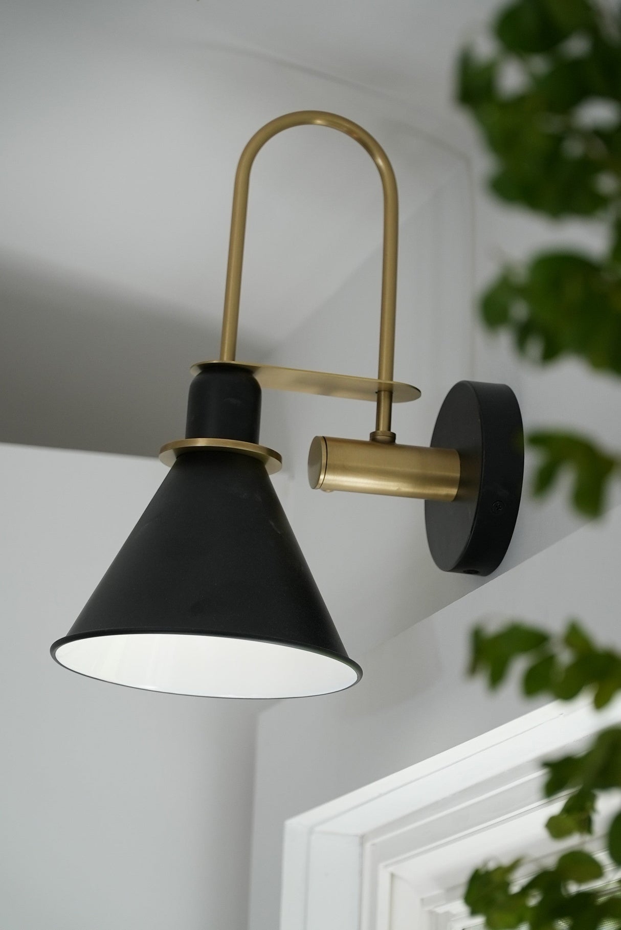 Medford 1 Light Matte Black Sconce MED-B5501-MK