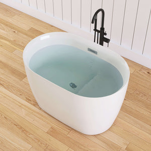 New England Home Goods Navagio 43" Freestanding Tub in White - Acrylic