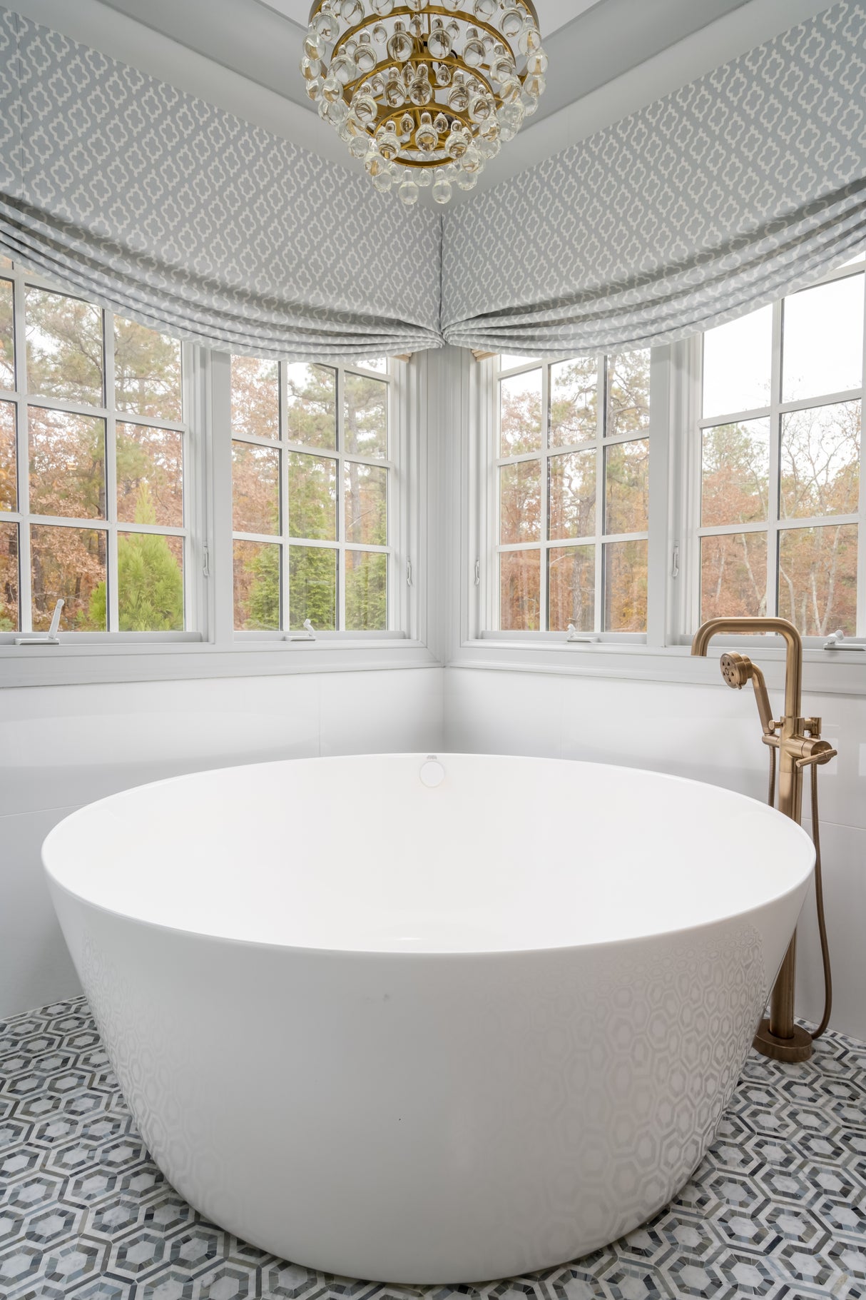 Hydro Systems PEA5519STO-WHI PEARL 5519 STON TUB ONLY - WHITE
