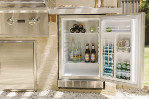 Coyote C124R-S 24" Outdoor Refrigerator, Reversible Hinge, Stainless Steel - image 3