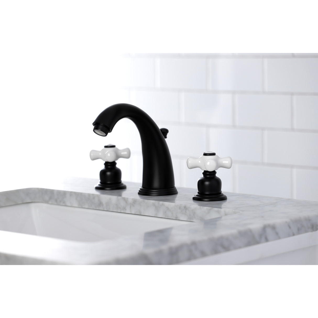 Kingston Brass KB980PX Victorian 2-Handle 8 in. Widespread Bathroom Faucet, Matte Black