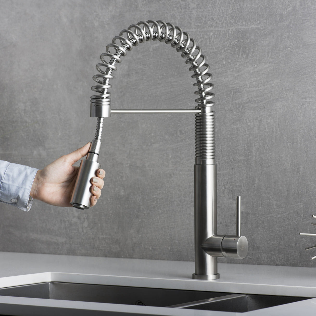 DAX Stainless Steel Single Handle Pull Down Kitchen Faucet, Brushed Stainless Steel DAX-2141
